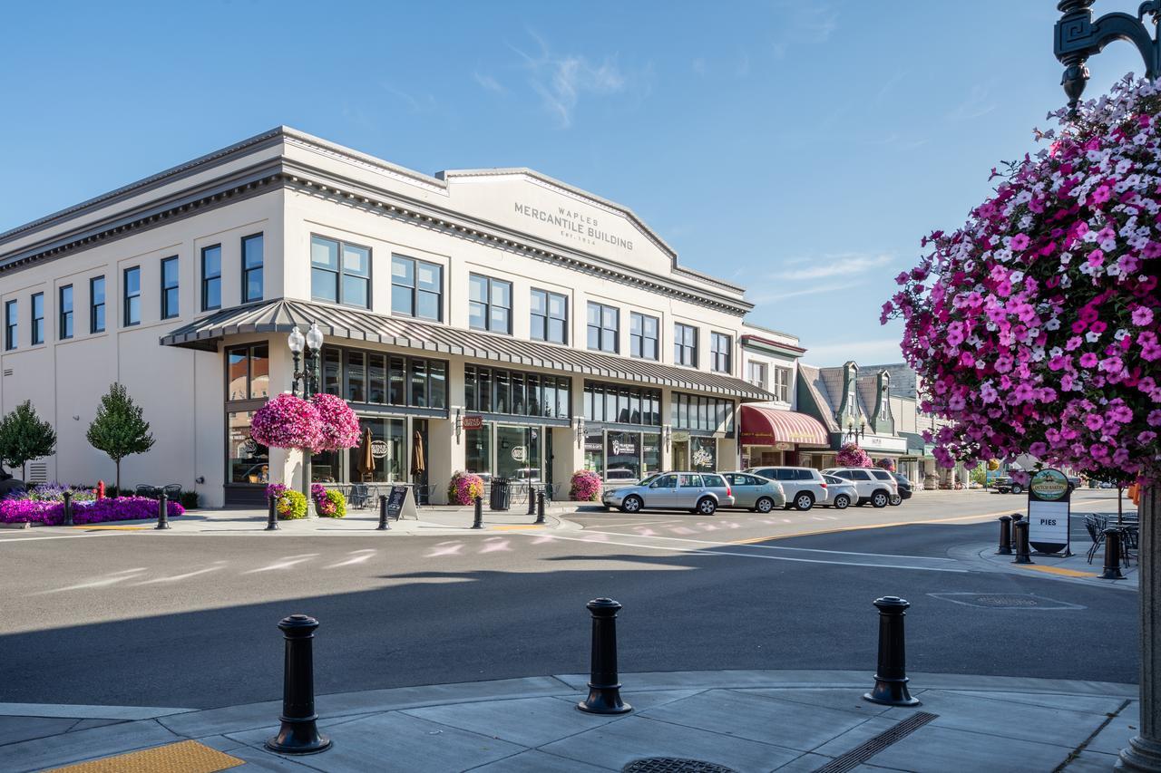 Inn At Lynden Exterior photo
