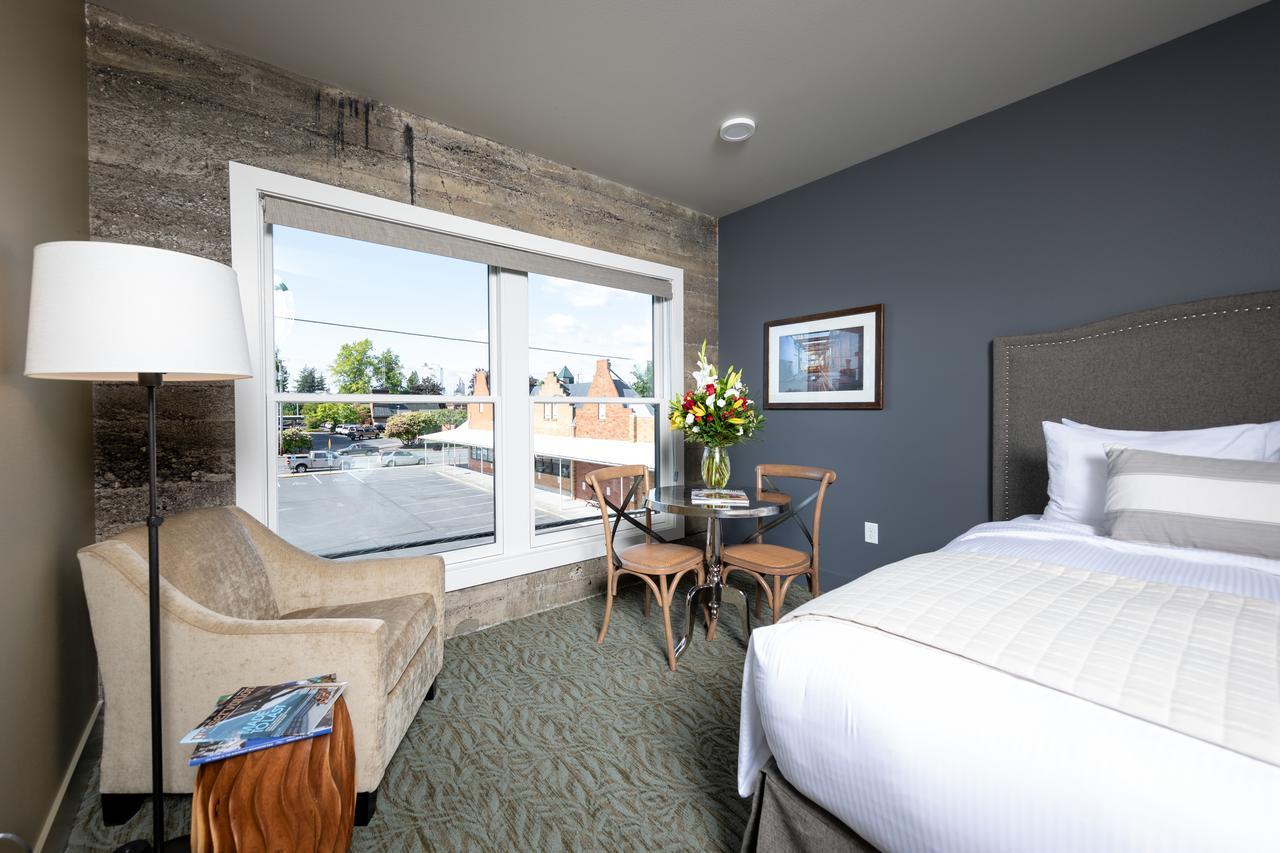 Inn At Lynden Exterior photo